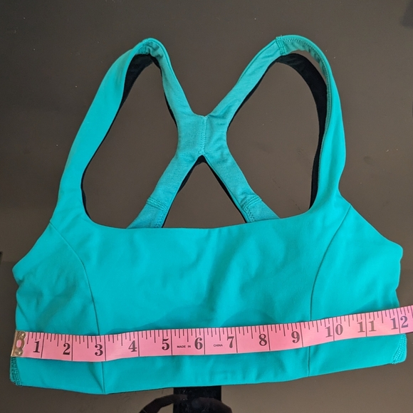 LULULEMON SmoothCover Yoga BraLight Support, B/C Cup - Picture 4 of 5